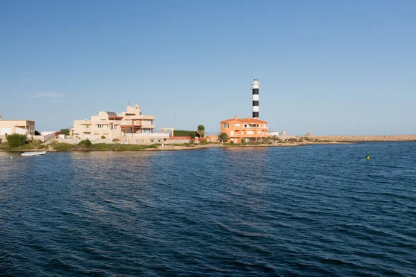 Farol na baía — Fotografia de Stock