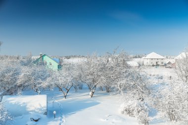 Ülke evleri kar yağışı sonra