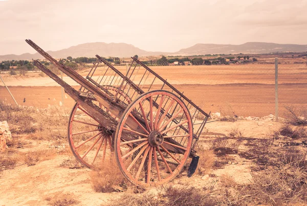 Carro de madera viejo — Foto de Stock