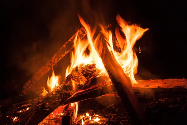 Hoguera en la noche — Foto de Stock