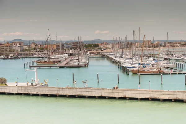 Marina Bay em Rimini, Itália — Fotografia de Stock