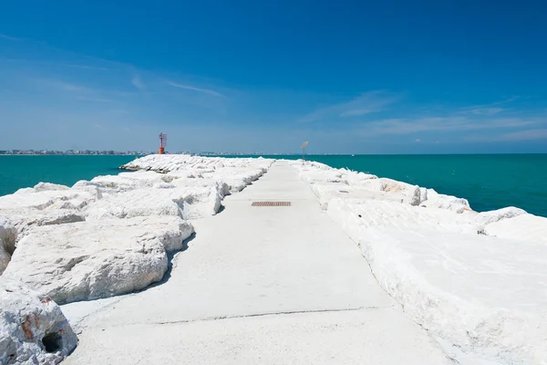 Taş iskele Rimini, İtalya — Stok fotoğraf