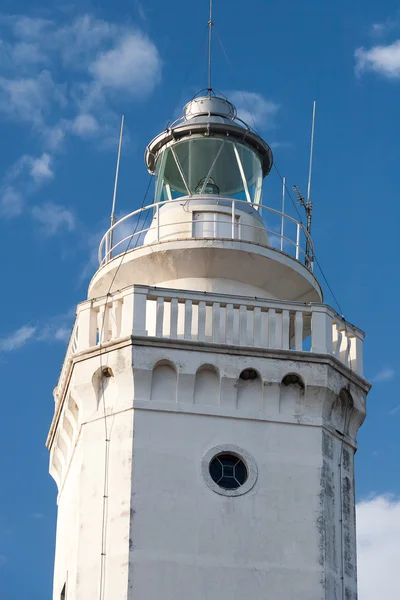 Farol branco velho — Fotografia de Stock