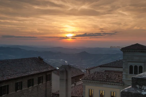 San-Marino starego centrum miasta miejski — Zdjęcie stockowe