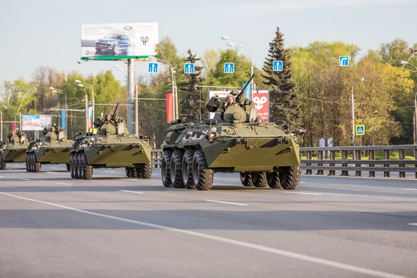 Военный транспорт после парада Победы — стоковое фото