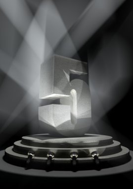 Yıldönümü sahne beş kaide üzerinde