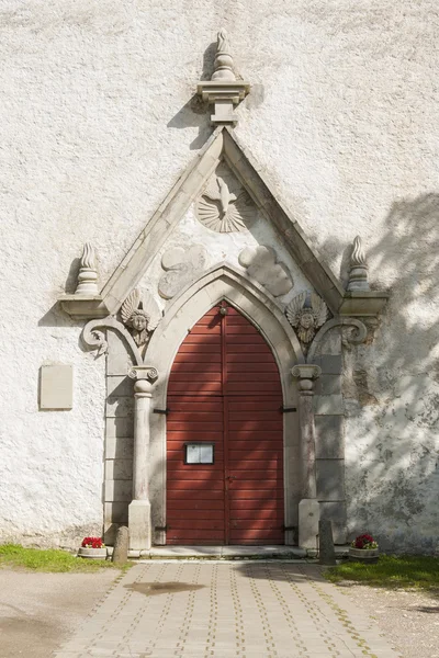 Portal da igreja luterana — Fotografia de Stock