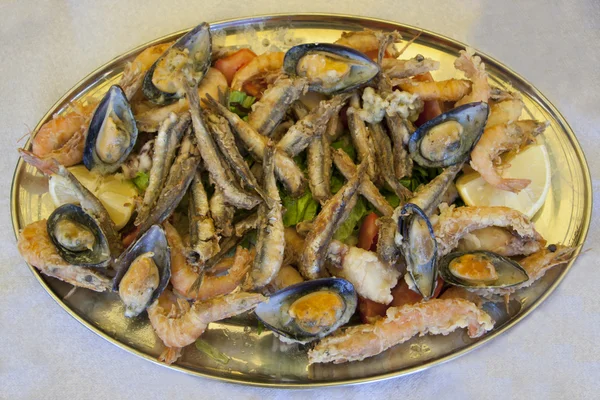 생선 접시 — 스톡 사진