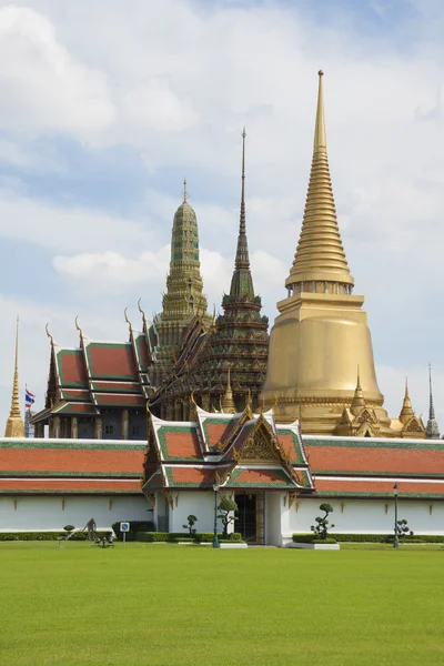 Temple in Bangkok — Stock Photo, Image