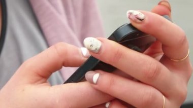 Genç eller ile smartphone