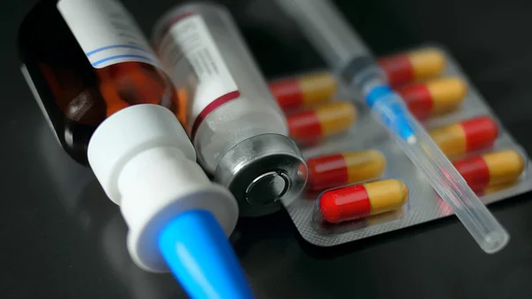 Kuduz tedavisi. Çok tehlikeli hastalık tedavi kavramı, clos