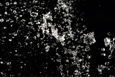 su fly hava ile arka plan üzerinde ufuk ışık düşer