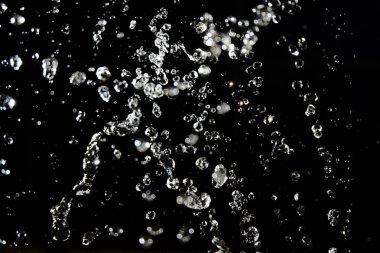 su fly hava ile arka plan üzerinde ufuk ışık düşer