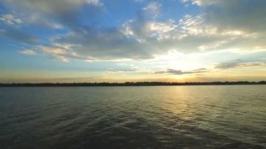 Volga nehirleri günbatımı Russia Timelapse görünümünde