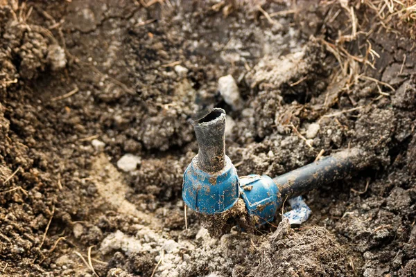 Broken Watering Pipe Ditch Needs Repaired Befor New Season Watering — Stock Photo, Image