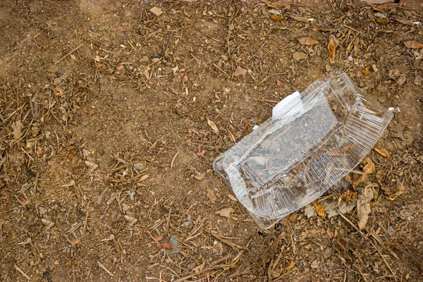 Paquete Plástico Suelo Desnudo Muestran Concepto Basura Larga Vida Basura — Foto de Stock