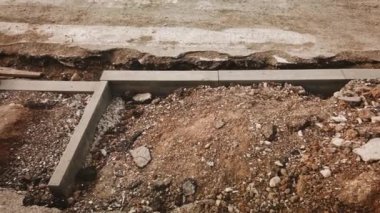 Engelliler için sınır tanımayan yeni Cyrbstone 'larla yaya geçidi yeniden yapılandırması.