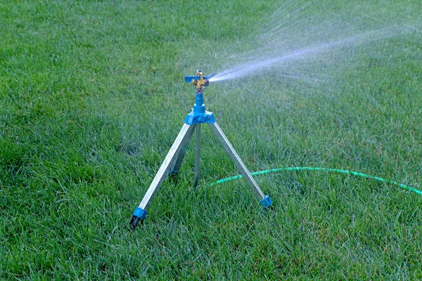 Mobile sprinkler system — Stock Photo, Image