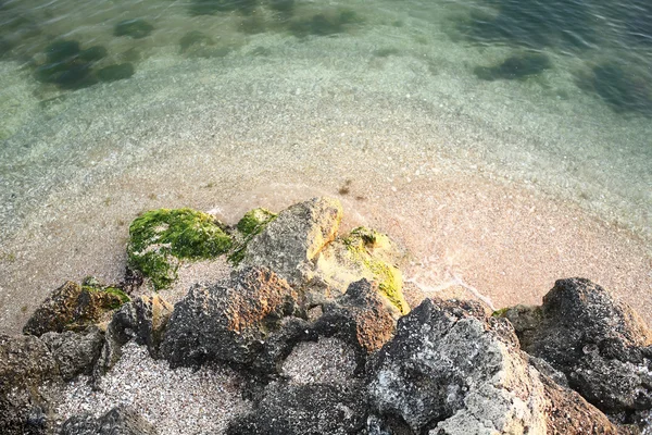 Rotsen strand in Portugal — Stockfoto