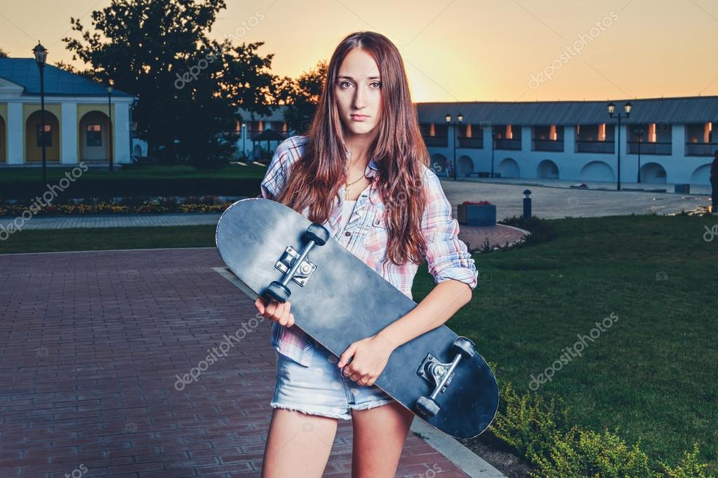 teen girl board Kathrine heigl breasts