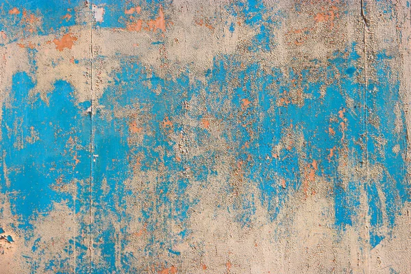 Vecchia vernice sbucciata e sporcizia sulla vecchia parete di legno blu — Foto Stock