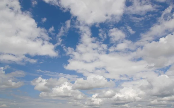 Beautiful blue sky — Stock Photo, Image