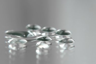 Su damlaları yansıtma yüzeyi