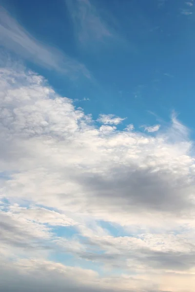 Hermoso cielo azul — Foto de Stock