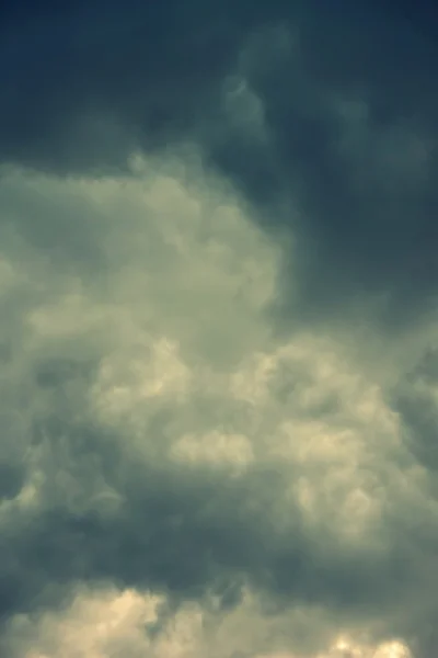Güzel dramatik gökyüzü — Stok fotoğraf