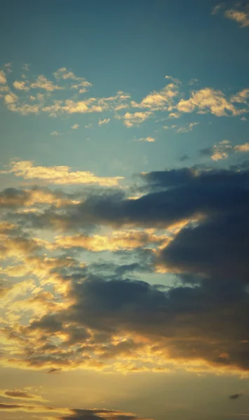 Вечернее небо — стоковое фото