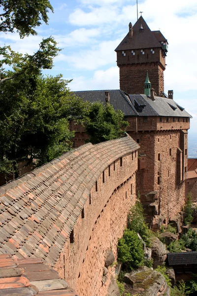 Chateau du haut-koenigsbourg, Elzas, Frankrijk — Stockfoto