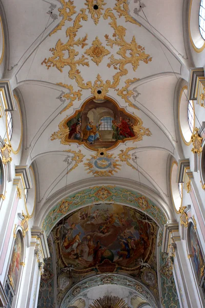 St. peter's church, München — Stockfoto