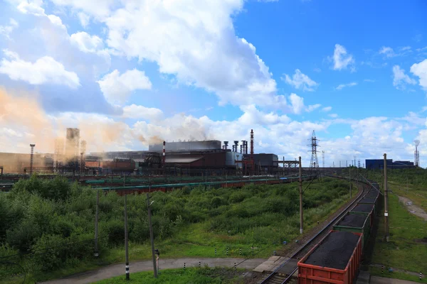 Крупный металлургический завод Стоковая Картинка