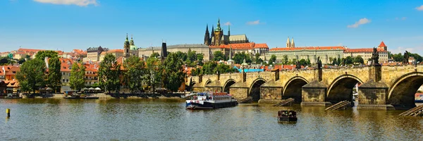 Praha, Karlův most — Stock fotografie