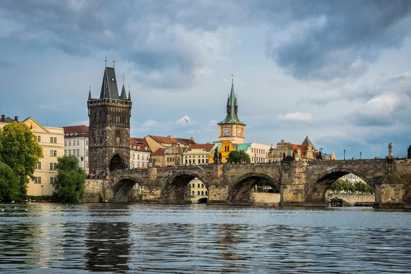 Praag, Charles bridge — Stockfoto