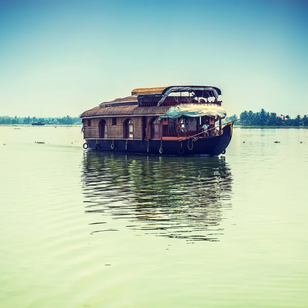 Traditionelles Hausboot — Stockfoto