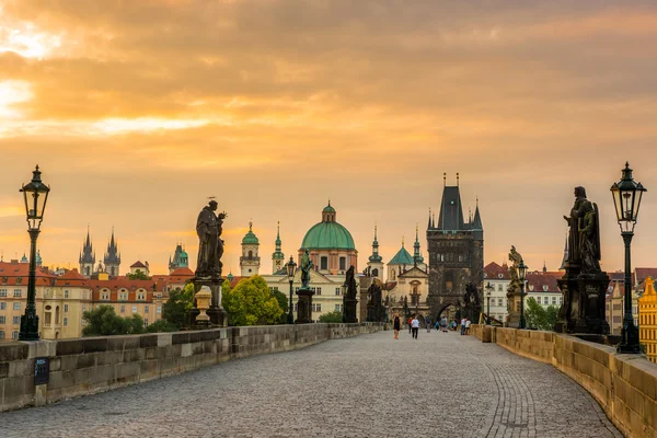 Praag, Charles bridge — Stockfoto