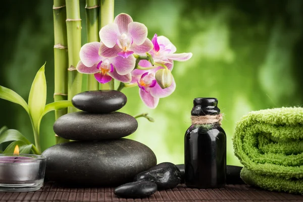 Wellness-Massagesteine — Stockfoto