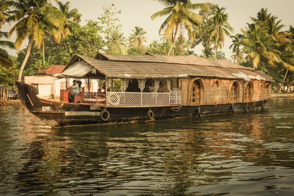Casa tradicional indiana barco — Fotografia de Stock