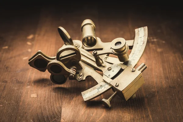 Gamla brons sextant — Stockfoto