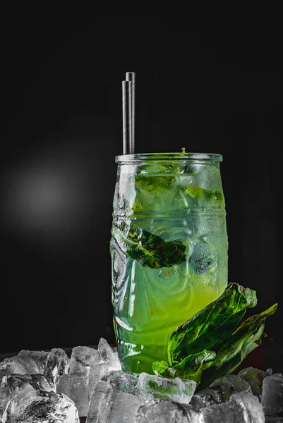 Iced Matcha Basil Lemonade — 스톡 사진