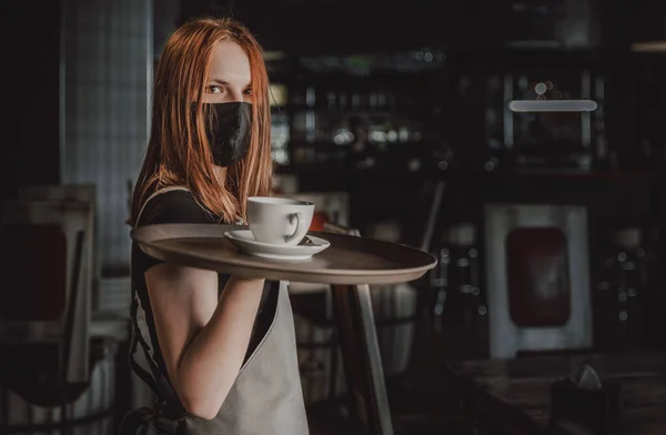 Portrait Young Waitress Standing Cafe Girl Waiter Holds Bunches Tray — Stock Photo, Image