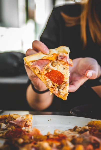 Woman Hand Takes Slice Meat Pizza Mozzarella Cheese Salami Ντομάτες — Φωτογραφία Αρχείου