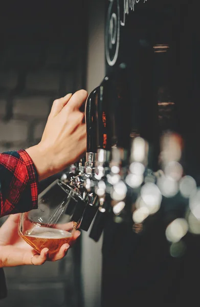 Woman Hand Holds Glass Pours Light Craft Beer Tap Taproom — Stock Photo, Image