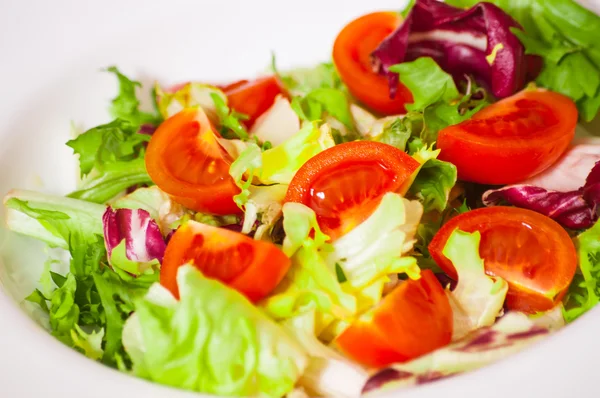 Salade van verse groenten — Stockfoto