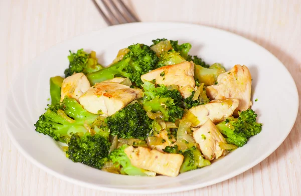 Filetto di pollo con broccoli — Foto Stock