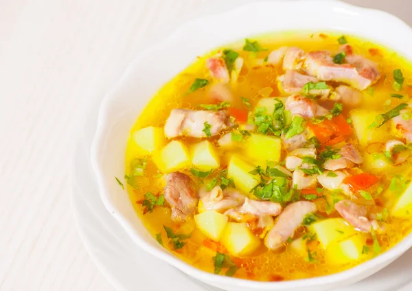 Sopa de pollo con verduras —  Fotos de Stock