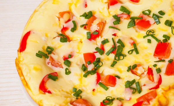 Omelet met groenten en kaas — Stockfoto