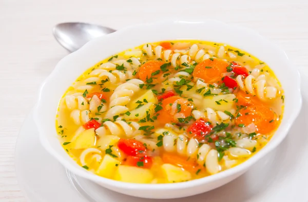 Fresh vegetable soup with pasta — Stock Photo, Image