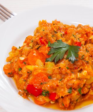 Karışık sebze ile balık